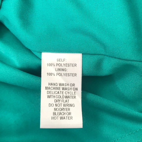 Dress - Picture 6 of 6